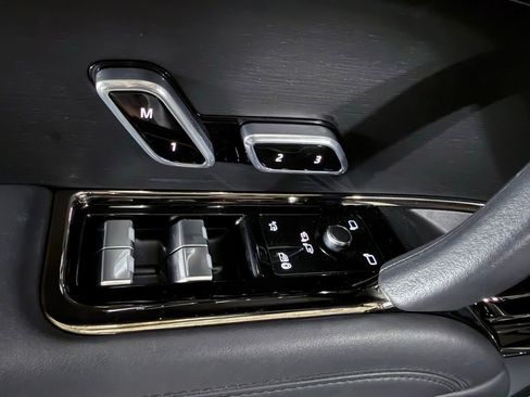 Used 2023 Land Rover Range Rover Sport SE Dynamic AWD/4WD image 21
