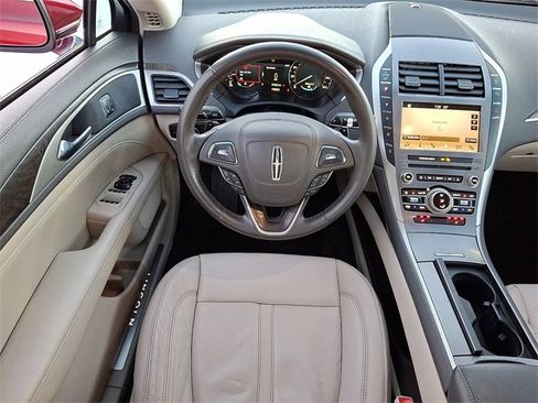 Used 2017 Lincoln MKZ Select w/ Select Plus Package image 12