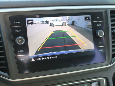 Used 2021 Volkswagen Atlas SE image 16