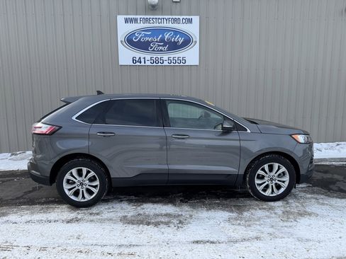 Used 2024 Ford Edge Titanium image 6