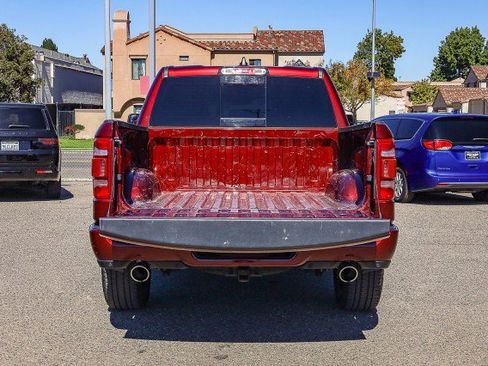 Used 2022 RAM 1500 Laramie w/ Sport Appearance Package image 6