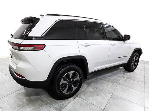 Used 2022 Jeep Grand Cherokee Limited 4xe AWD/4WD image 7
