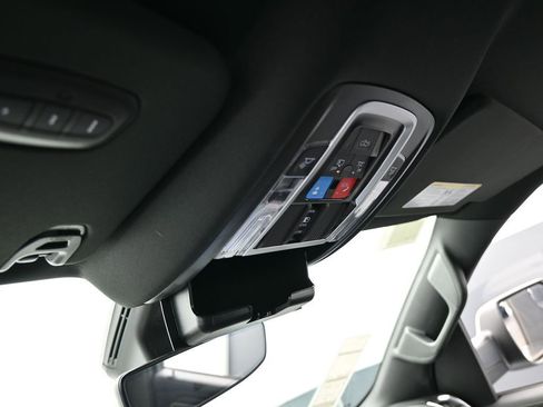 Used 2025 RAM 1500 Laramie image 29