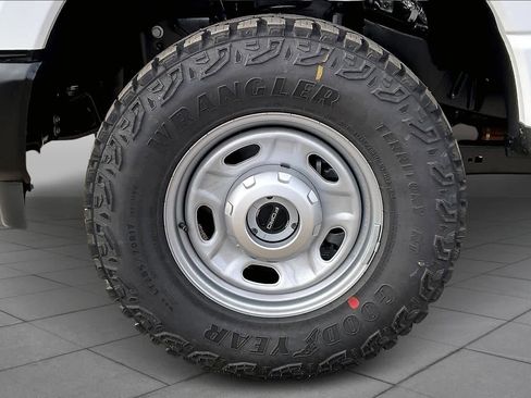 New 2026 Ford F250 XL w/ XL Off-Road Package image 10