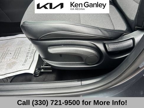 Used 2025 Kia Seltos S AWD/4WD image 29