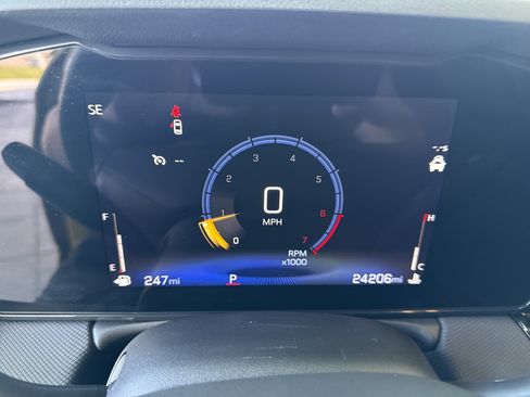 Used 2025 Chevrolet TrailBlazer RS w/ Driver Confidence Package FWD image 20