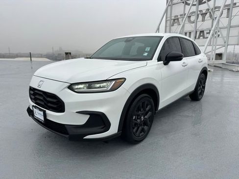 Certified 2023 Honda HR-V Sport image 11