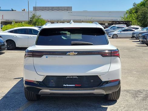 Used 2024 Chevrolet Equinox EV LT AWD/4WD image 7