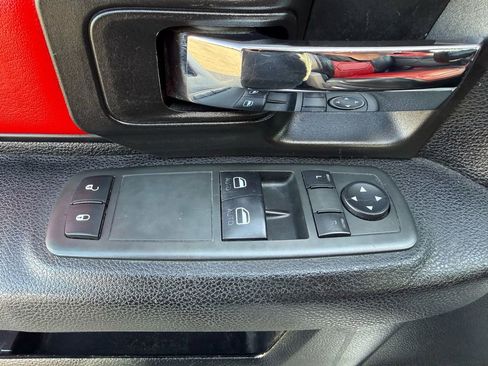 Used 2014 RAM 1500 Express image 13