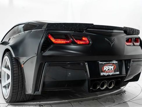 Used 2014 Chevrolet Corvette Stingray Coupe w/ 2LT Preferred Equipment Group image 11