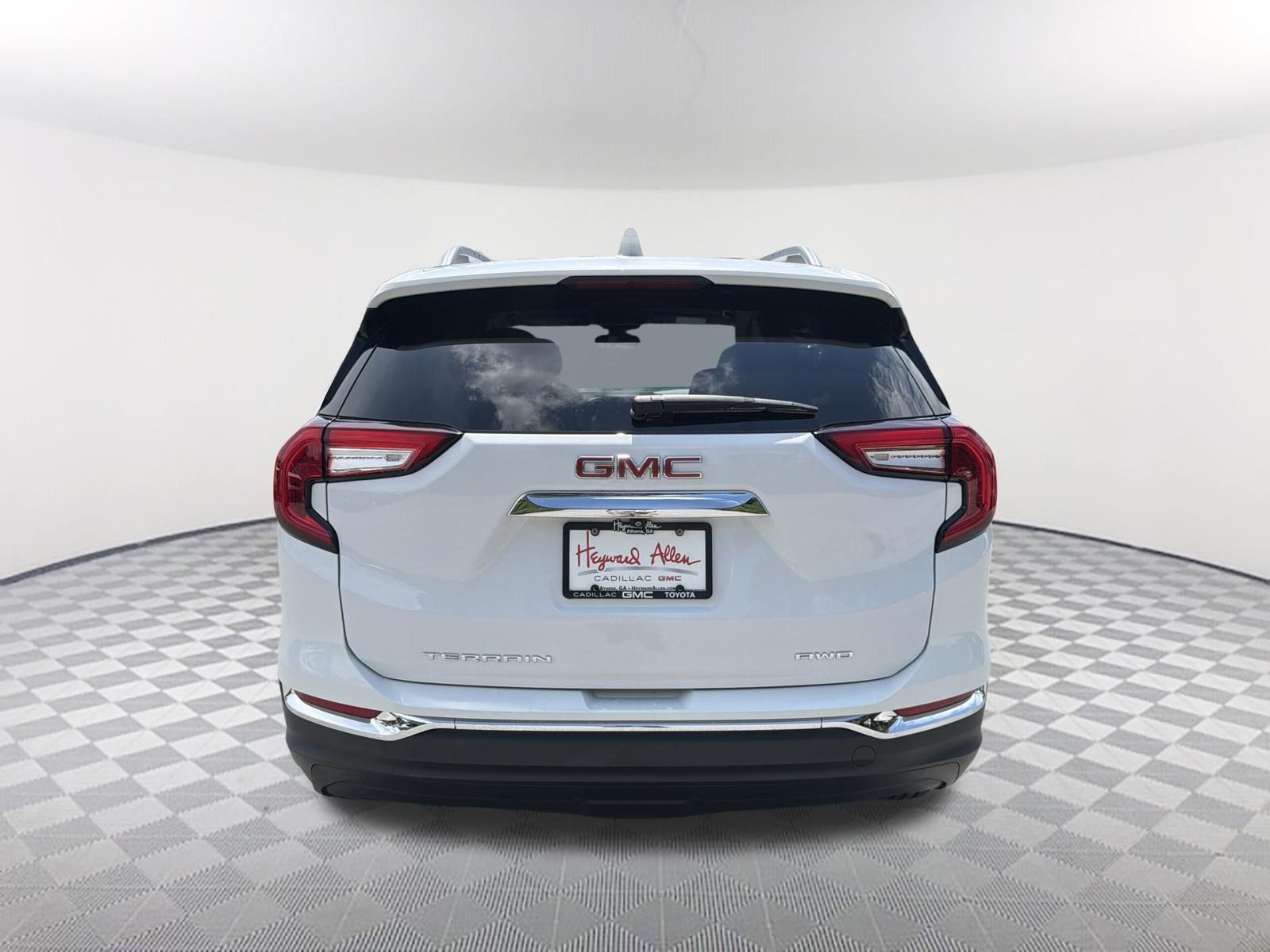 Certified 2023 GMC Terrain SLT AWD/4WD image 5