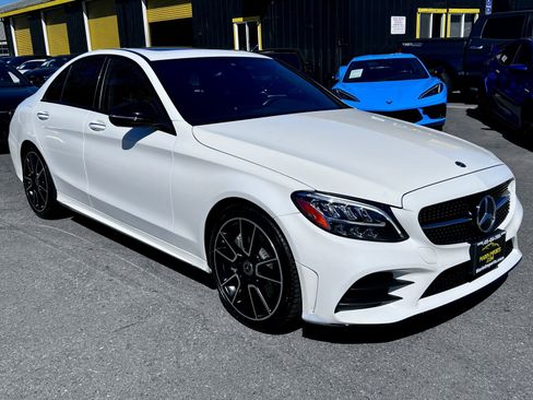 Used 2020 Mercedes-Benz C 300 Sedan image 4