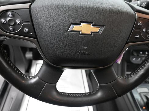 Used 2020 Chevrolet Colorado Z71 AWD/4WD image 11