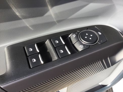 New 2025 Ford Maverick XLT w/ XLT Luxury Package image 9