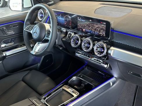 New 2026 Mercedes-Benz GLB 250 4MATIC image 30