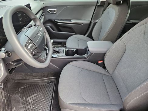 New 2026 Kia K4 FWD image 10