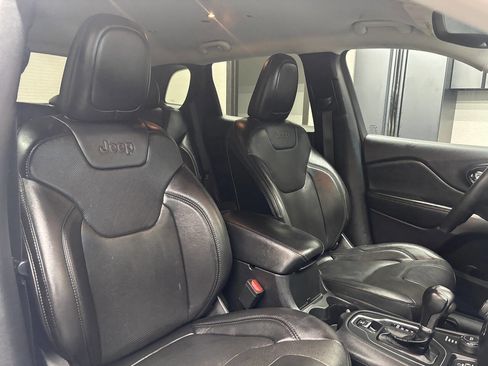 Used 2021 Jeep Cherokee Latitude Lux AWD/4WD image 26
