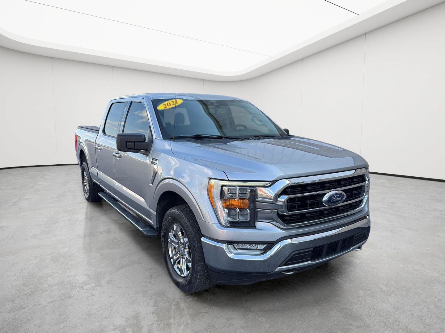 Used 2021 Ford F150 XLT w/ Equipment Group 302A High AWD/4WD image 2