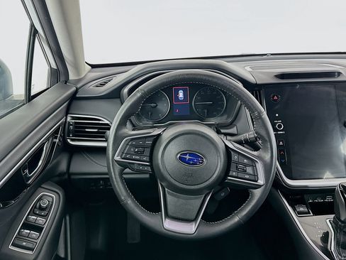 Used 2024 Subaru Outback Limited image 17