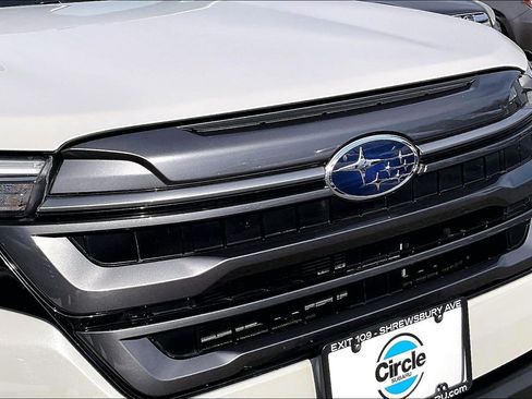 Certified 2025 Subaru Forester Premium image 28