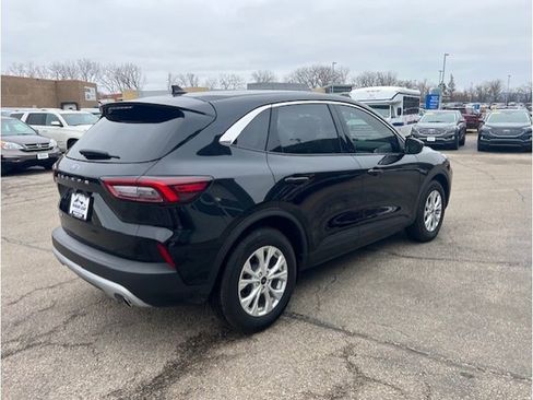 Used 2024 Ford Escape Active w/ Cold Weather Package image 3