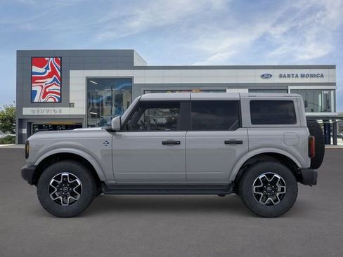 New 2026 Ford Bronco Outer Banks AWD/4WD image 3