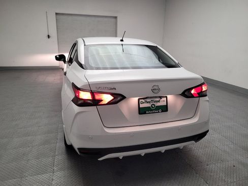 Used 2020 Nissan Versa S FWD image 6