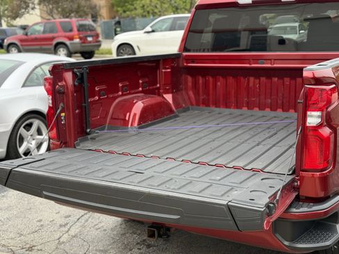 Used 2021 Chevrolet Silverado 1500 Custom AWD/4WD image 7