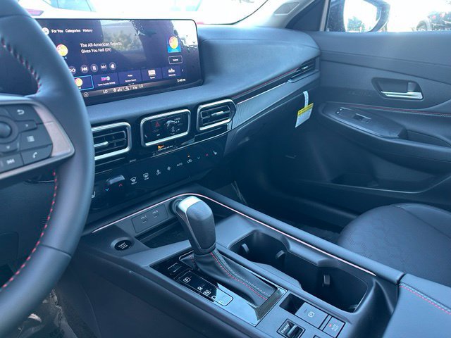 New 2026 Nissan Sentra SR w/ SR Premium Package FWD image 27