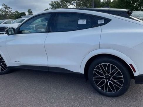 New 2026 Ford Mustang Mach-E Premium AWD/4WD image 4