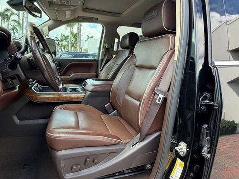 Used 2019 Chevrolet Silverado 2500 High Country w/ Duramax Plus Package AWD/4WD image 13