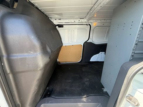 Used 2022 Ford Transit Connect XL FWD image 13