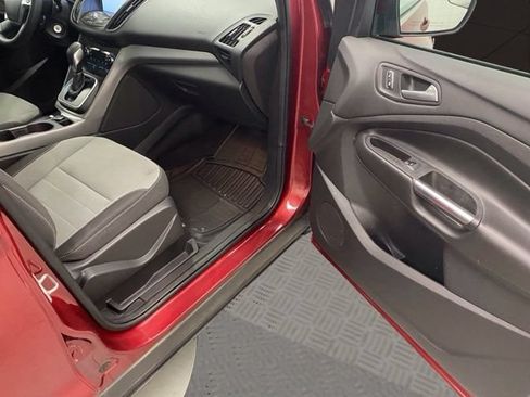 Used 2014 Ford Escape SE w/ Equipment Group 201A AWD/4WD image 19