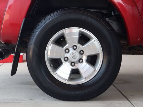 Used 2012 Toyota Tacoma 4x4 Double Cab w/ TRD Sport Pkg image 10