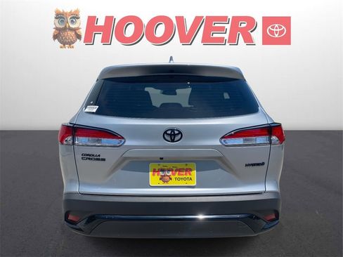 Used 2024 Toyota Corolla Cross S image 3