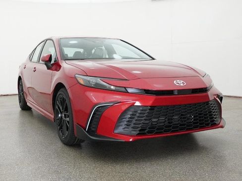 New 2026 Toyota Camry SE FWD image 13