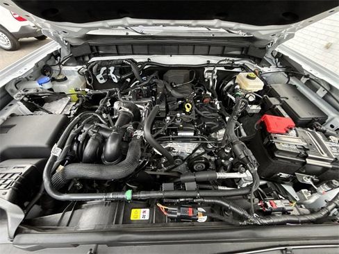 Used 2024 Ford Bronco Big Bend image 18