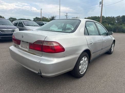 Used 1998 Honda Accord LX image 5