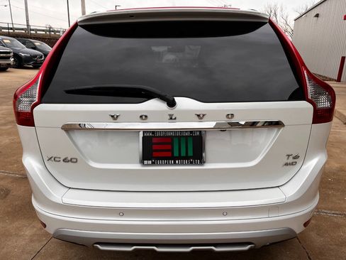 Used 2017 Volvo XC60 T6 Dynamic w/ Climate Package image 4