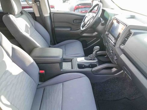 Used 2024 Nissan Frontier S w/ Technology Package image 17