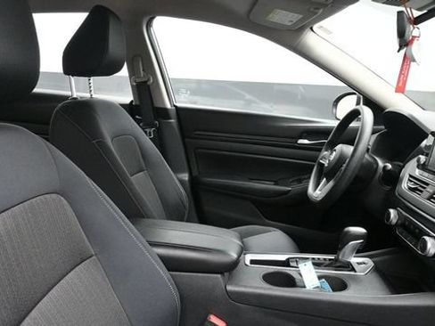 Used 2021 Nissan Altima 2.5 S FWD image 15
