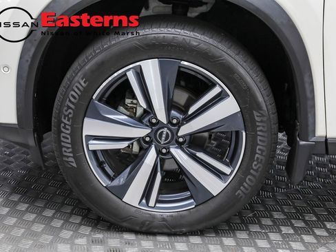 Used 2023 Nissan Rogue SL w/ SL Premium Package image 39