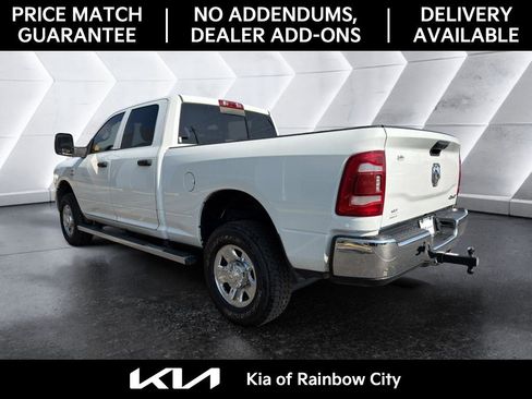 Used 2024 RAM 2500 Tradesman w/ Chrome Appearance Group image 10