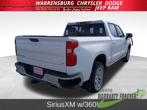 Used 2021 Chevrolet Silverado 1500 LT w/ Z71 Off-Road Package AWD/4WD image 3
