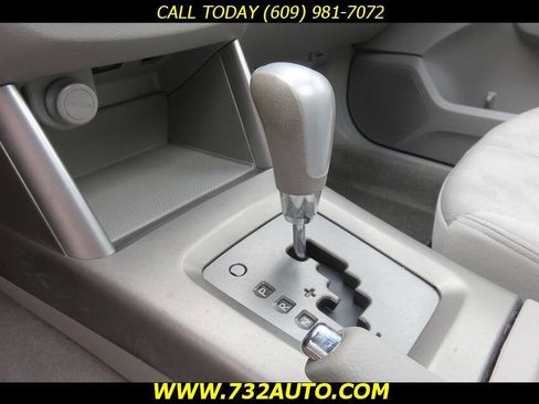 Used 2010 Subaru Forester 2.5X Premium image 13