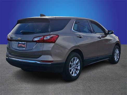 Used 2019 Chevrolet Equinox LT image 4