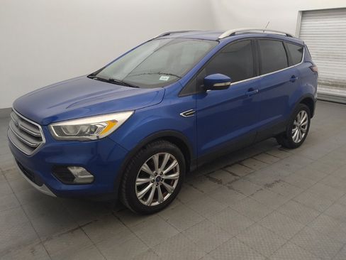 Used 2017 Ford Escape Titanium FWD image 2