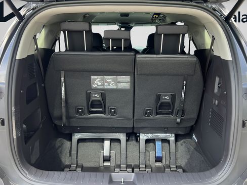 New 2026 Kia Carnival EX FWD image 12