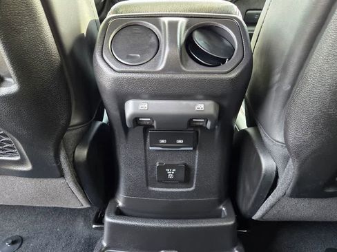 New 2026 Jeep Wrangler Unlimited Rubicon image 10