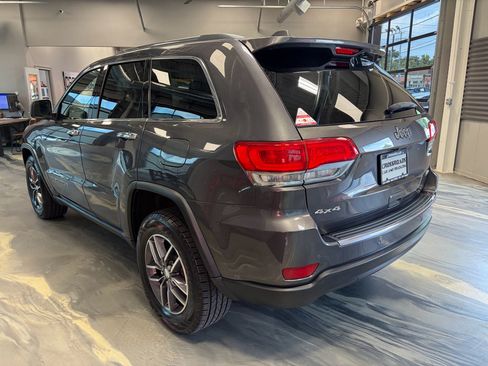 Used 2017 Jeep Grand Cherokee Limited AWD/4WD image 33